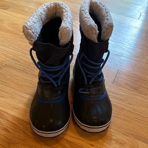 Sorel Childs waterproof boot size 3